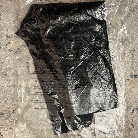 TWO PAIRS - NEW Lululemon Wunder Under HR Tight 28" Black - Size 4 - Picture 4 of 4